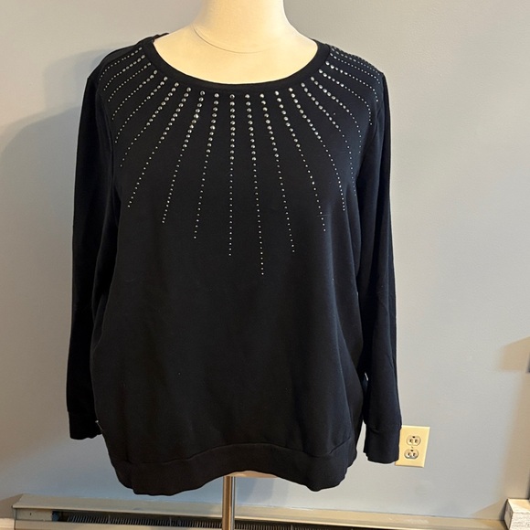 Lane Bryant Tops - Lane Bryant size 26/28 Black crew sweatshirt  with silver Studded Accents